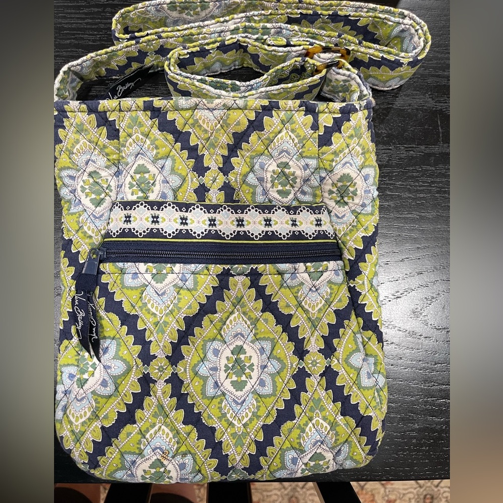 Vera Bradley Crossbody. Stylish Green and Blue quilted purse.